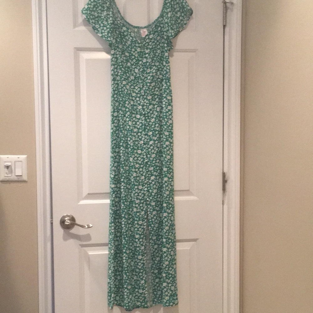 Dress - Picture 2 of 8